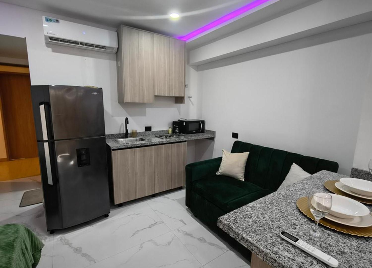 Apartasuite Piscina Apartahotel Cartagena