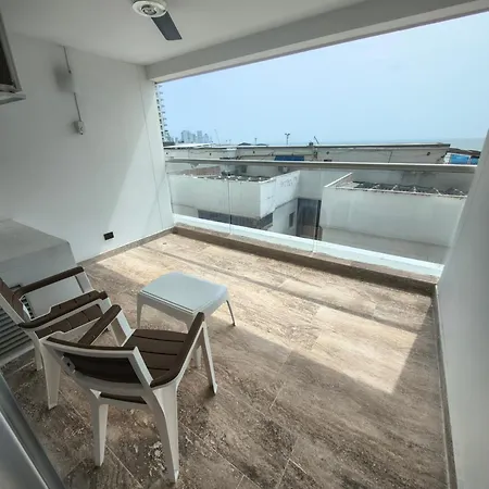 Apartahotel Apartasuite Piscina