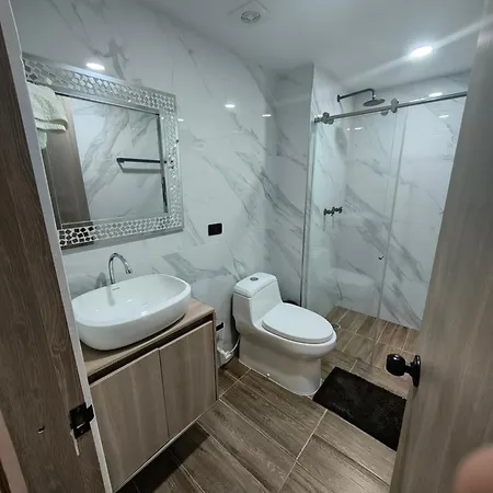 Apartasuite Piscina Apartahotel *